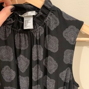 H&M sleeveless flare dress